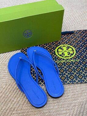 Tory Burch Chelsea Leather Flip Flop